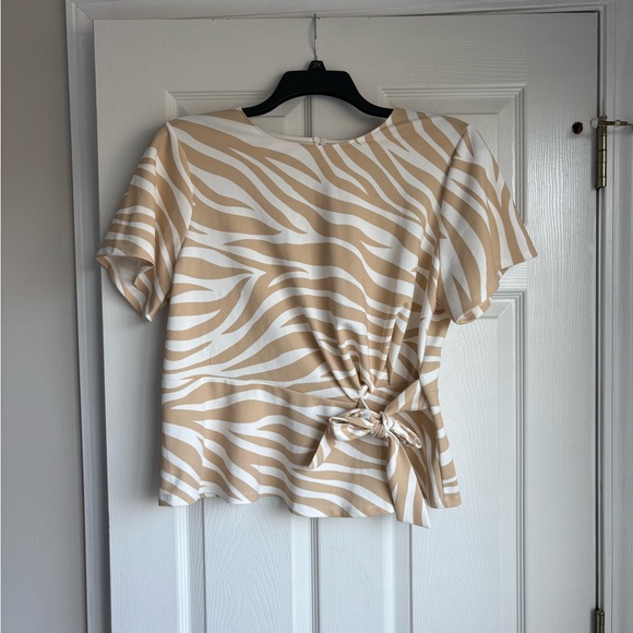 MELLODAY Tops - MELLODAY Tan and White Zebra Print Blouse